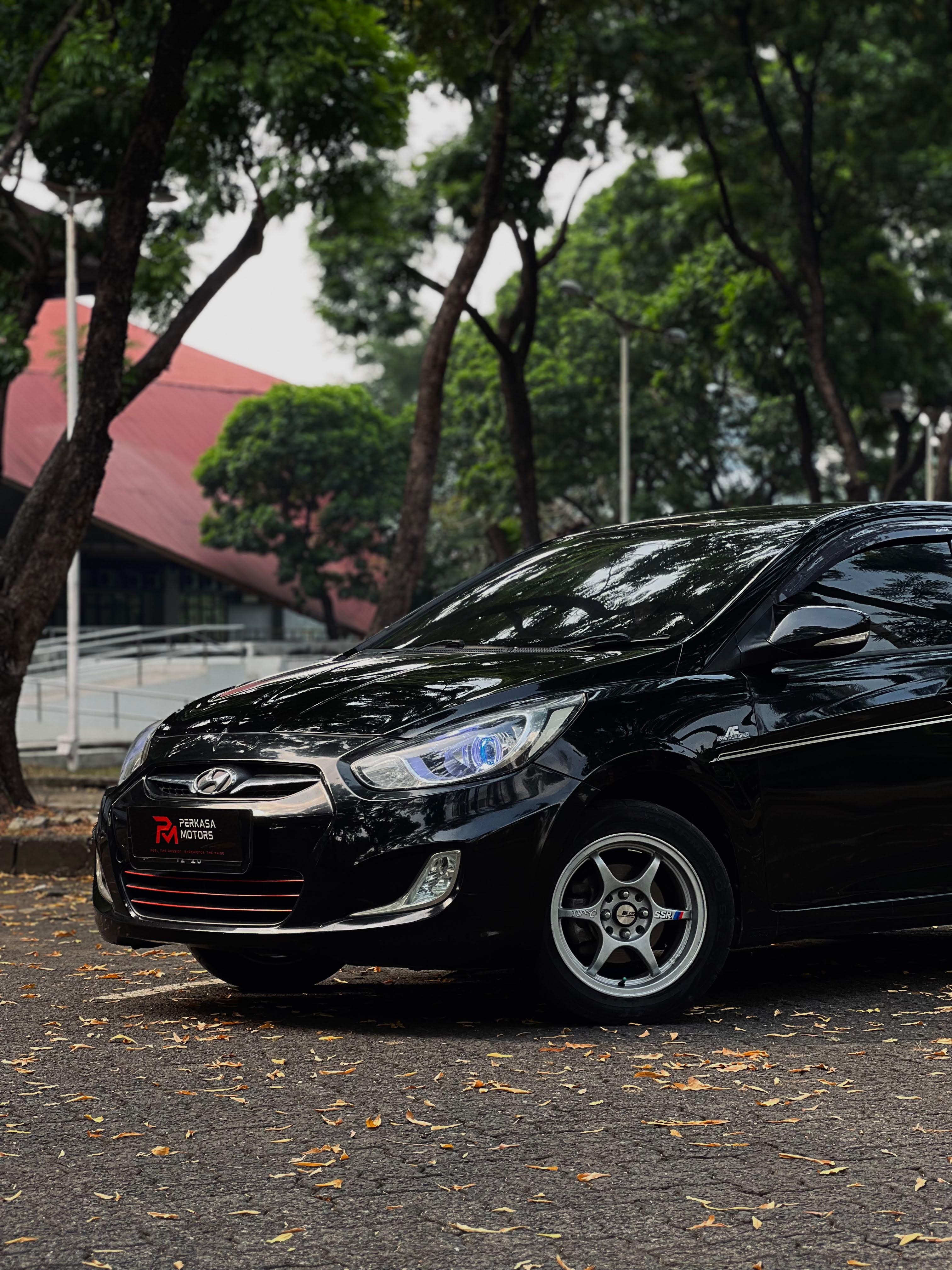 HYUNDAI GRAND AVEGA HATCHBACK 2013 — foto 7