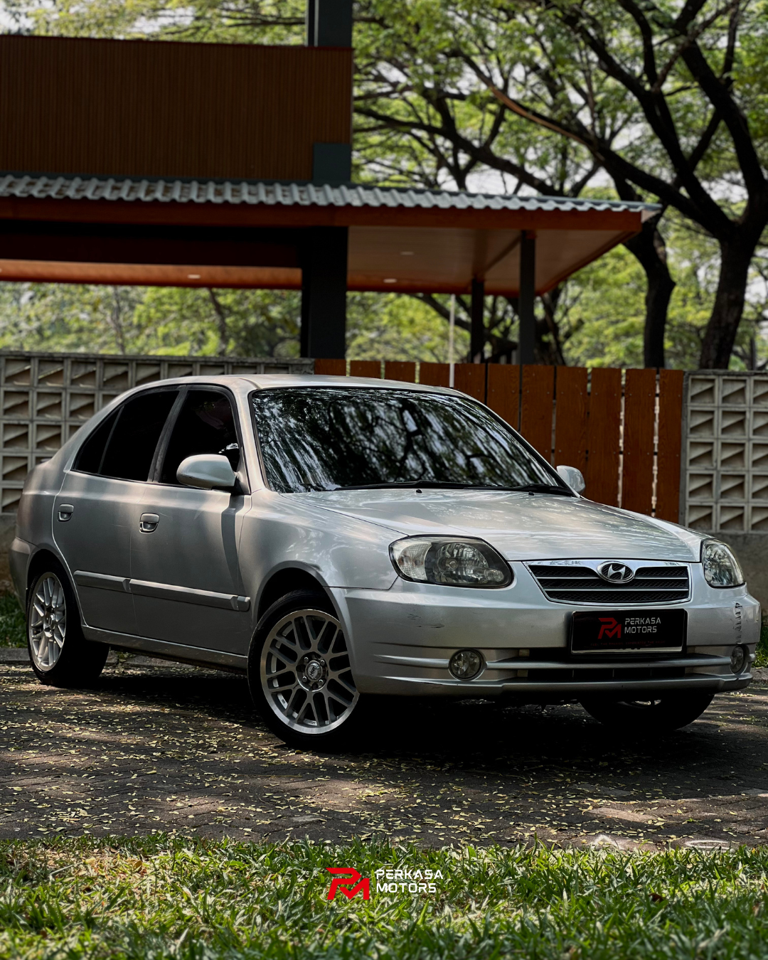 HYUNDAI AVEGA LIFTBACK 2008 — foto 2